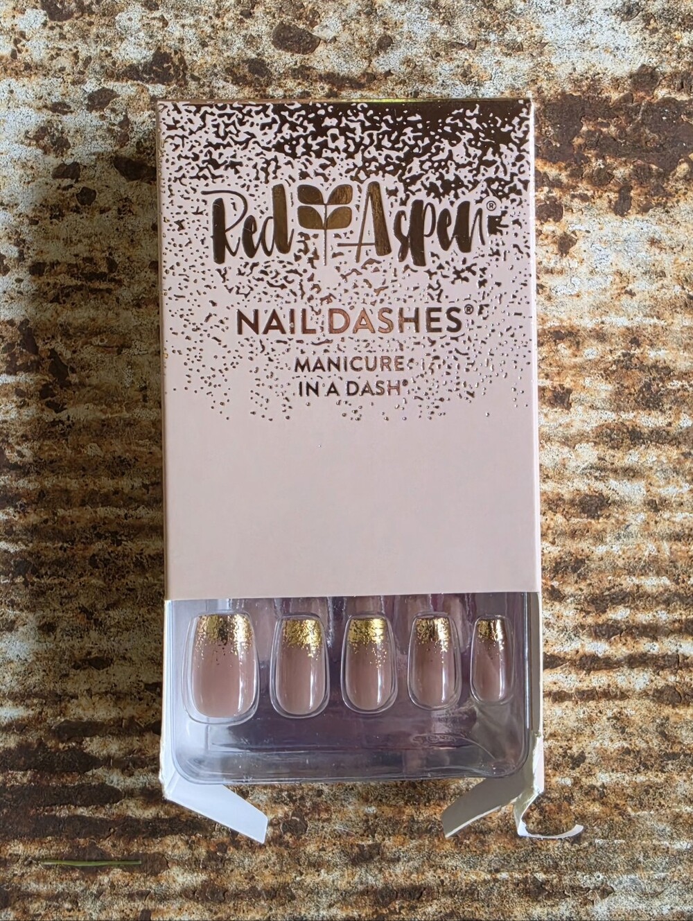 Red Aspen Press On Nail Dashes